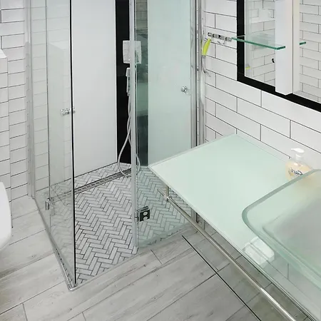 Mi Dzywodzie Near Sandy