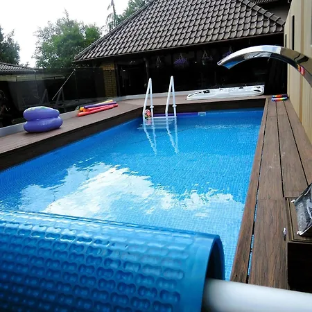 Mi Dzywodzie Near Sandy *